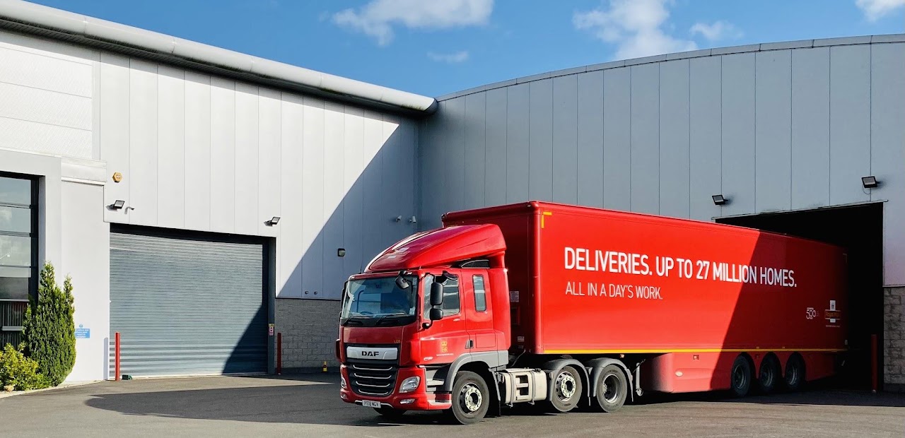 A delivery lorry leaving the Ozaroo distribution centre